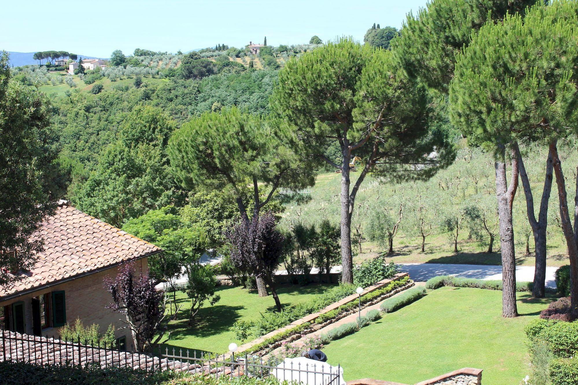 Villa Agostoli Siena Exterior foto